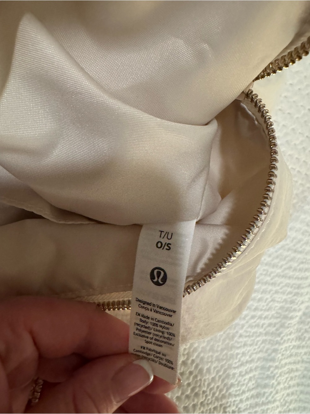lululemon athletica Cream Shoulder Bag with Tan Trim and Gold Hardware - Picture 8 of 8